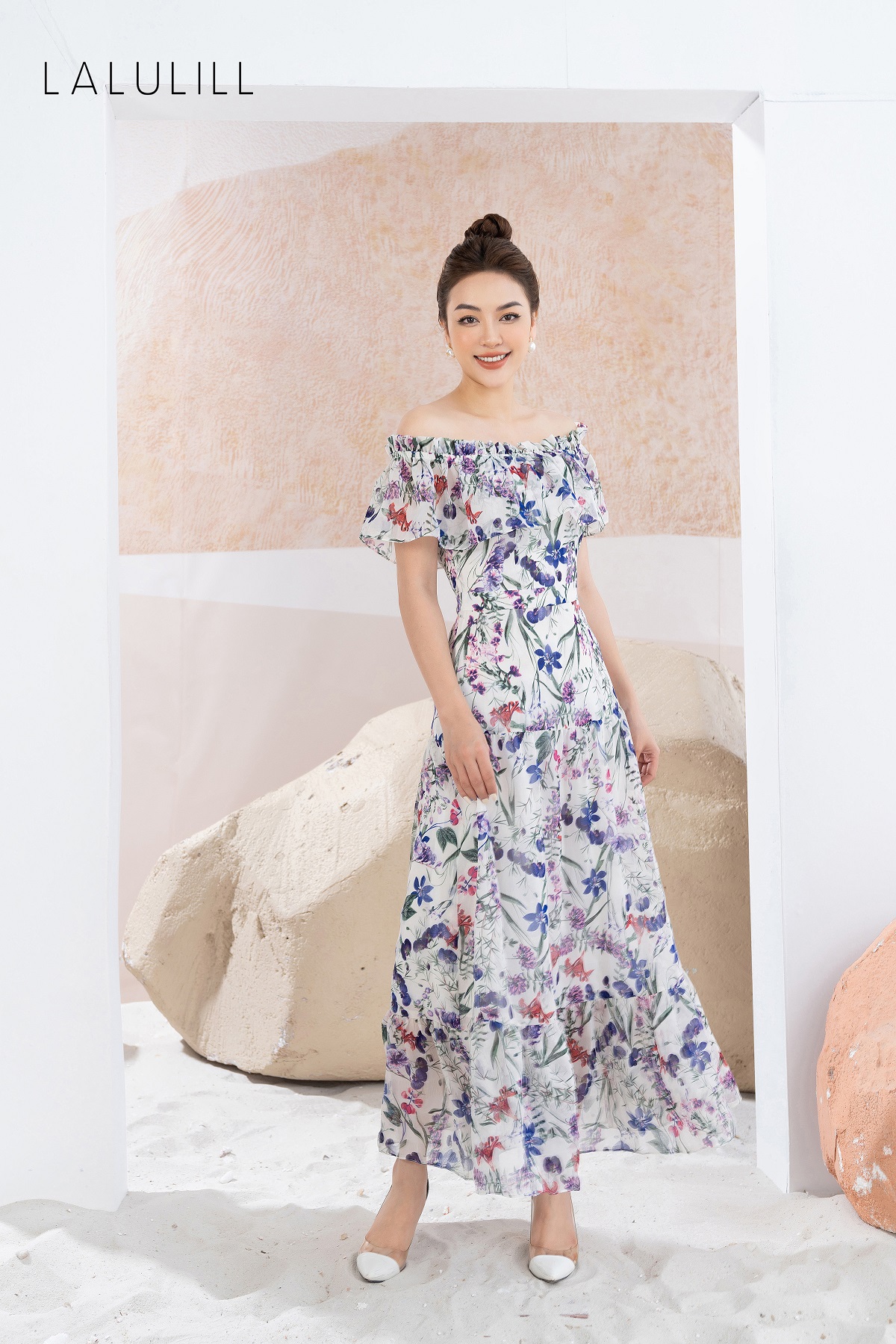 Đầm maxi voan in hoa nhúng eo tay dài - Bán sỉ thời trang mỹ phẩm